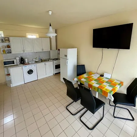 Kucko Апартаменты Балатонлелле